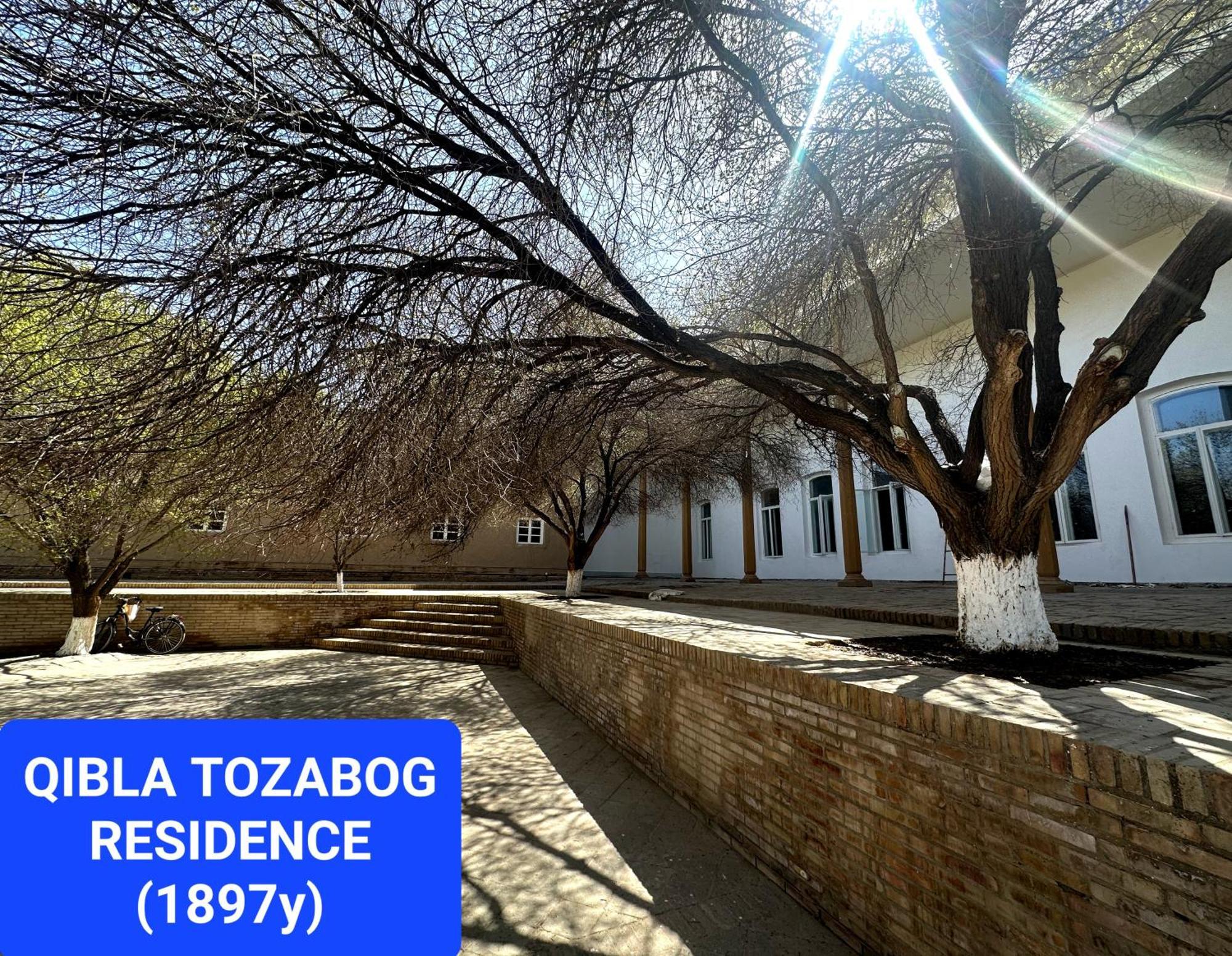 Готель Qibla Tozabog Хіва Екстер'єр фото