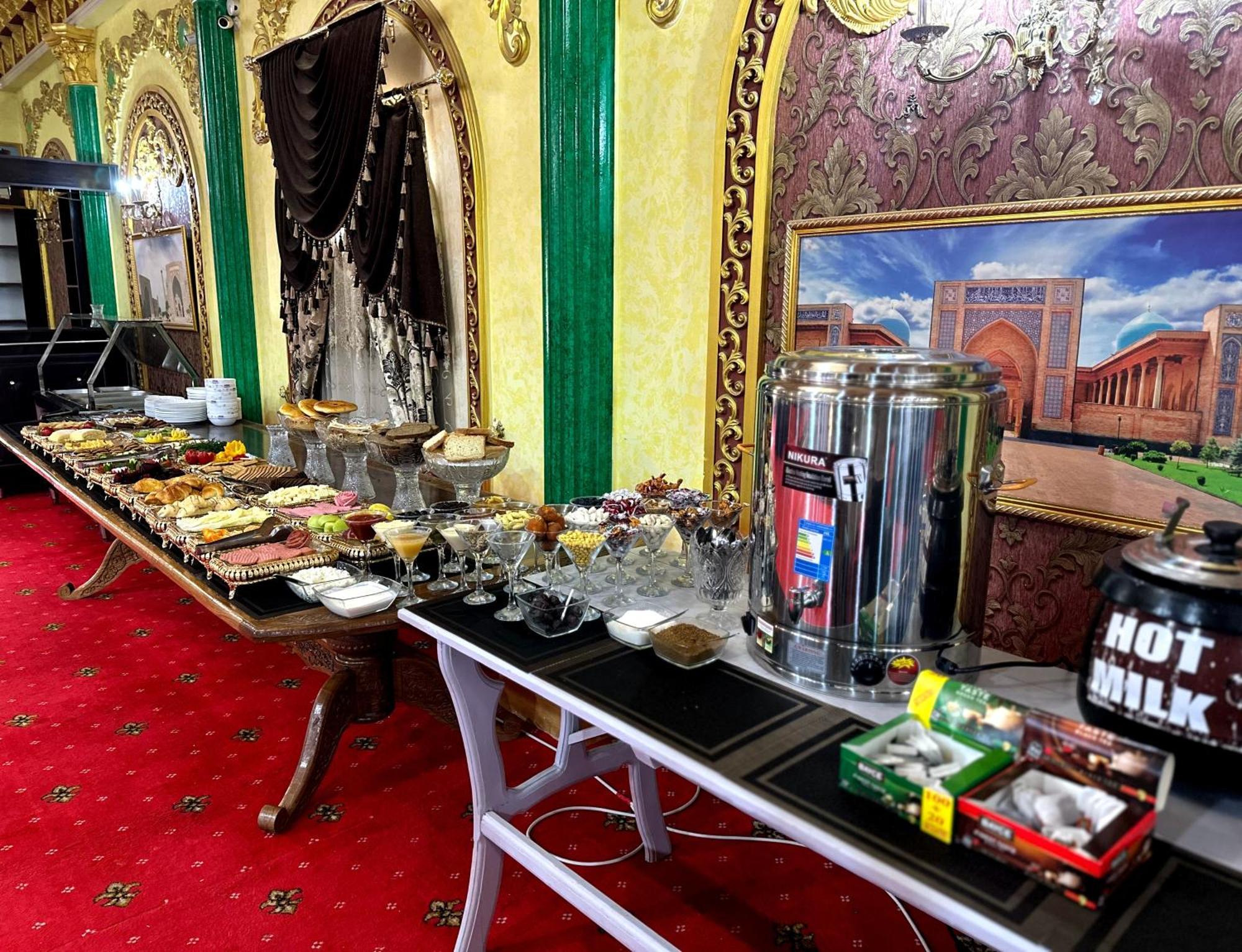 Готель Qibla Tozabog Хіва Екстер'єр фото